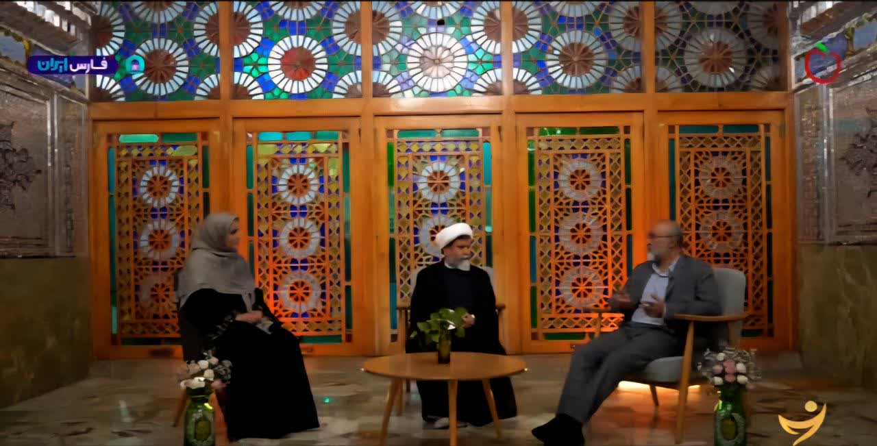 گفتگوی تلوزیونی برنامه حال خوب